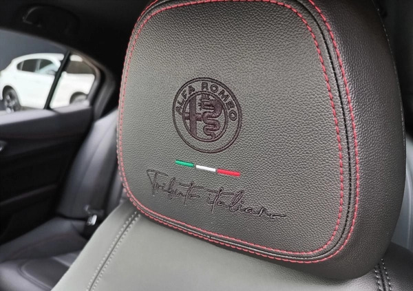 Alfa Romeo Giulia cena 229900 przebieg: 1, rok produkcji 2024 z Susz małe 232